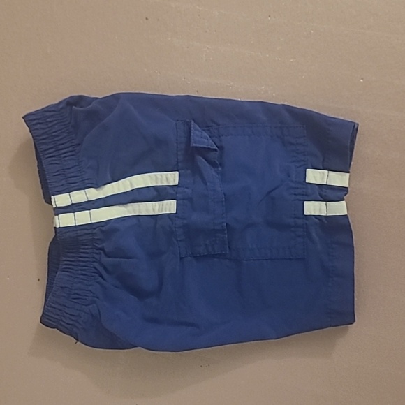 Shorts - Picture 2 of 2